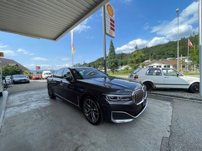 BMW 730