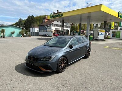 gebraucht Seat Leon ST 2.0 TSI R 300 4 Drive DSG