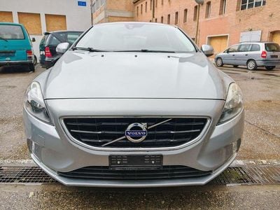 Gebraucht Volvo V40 Kinetic 150 PS (110 kW) 2016