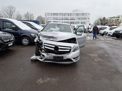 Gebraucht Mercedes B180 122 PS (89 kW) 2013 Van / Kleinbus