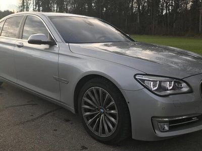 Gebraucht 2013 BMW 750 Sport Line Limousine | CHF 21’900