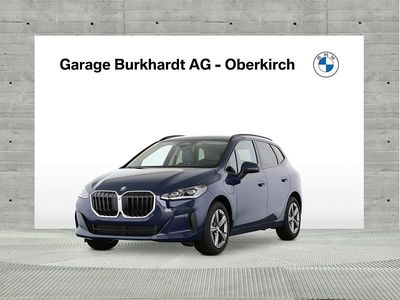 Neu BMW 225 Luxury Line 136 PS (100 kW) 2025 Blau Kombi