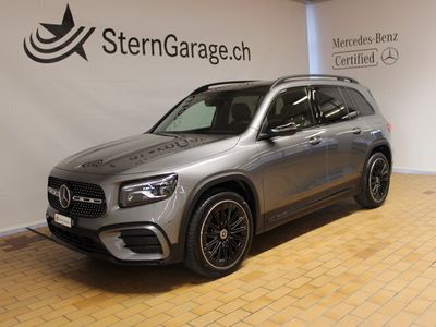 Mercedes GLB220