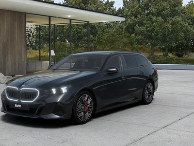 Neu BMW 550e Comfort Edition 489 PS (359 kW) 2026 Grau Kombi