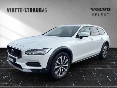 Weiss Gebraucht 2024 Volvo V90 CC Plus Kombi | CHF 54’900 (Fairer Preis)