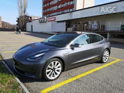 Gebraucht 2019 Tesla Model 3 Limousine | CHF 17’500 (Guter Preis)