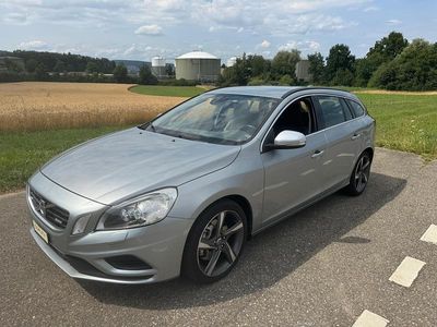 Gebraucht 2013 Volvo V60 R-Design Kombi | CHF 13’800