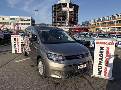 Neu VW Caddy Maxi 116 PS (85 kW) 2025 Grün Van / Kleinbus