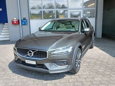 Gebraucht 2019 Volvo V60 CC Kombi | CHF 35’990 (Teuer)