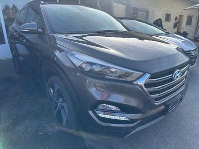 Gebraucht Hyundai Tucson Edition 185 PS (136 kW) 2015 Braun SUV