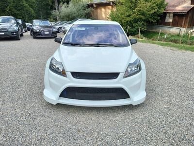 Weiss Gebraucht 2006 Ford Focus ST Limousine | CHF 25’500