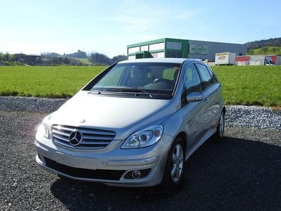 Gebraucht Mercedes B200 136 PS (100 kW) 2005 Van / Kleinbus
