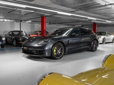 Porsche Panamera 4S