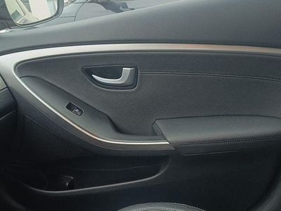 Gebraucht 2014 Hyundai i30 Limousine | CHF 7’777 (Etwas zu teuer)