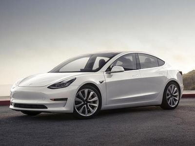 Gebraucht 2025 Tesla Model 3 Limousine | CHF 25’150 (Guter Preis)