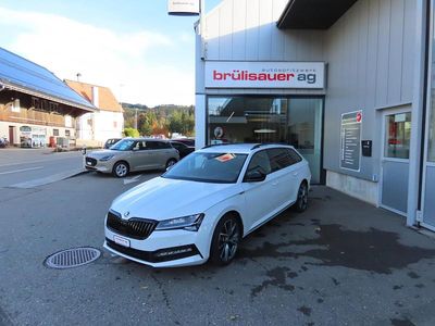 Weiss Gebraucht 2024 Skoda Superb SportLine Kombi | CHF 47’500