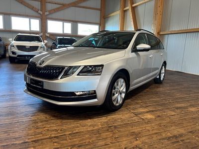 gebraucht Skoda Octavia Combi 2.0 TDI Style 4x4