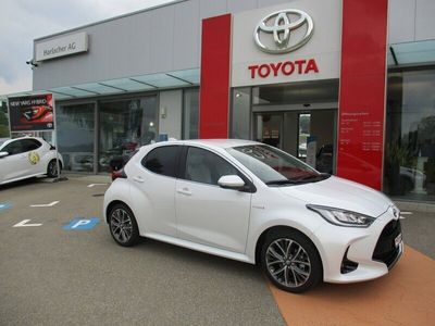 gebraucht Toyota Yaris 1.5 Premium e-CVT