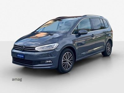 Delfingrau metallic Gebraucht 2025 VW Touran Comfortline Van / Kleinbus | CHF 38’990 (Teuer)