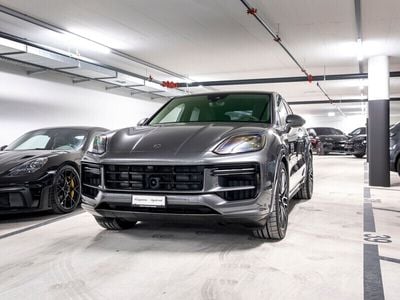 Neu 2025 Porsche Cayenne Turbo E-Hybrid SUV | CHF 224’890 (Etwas zu teuer)