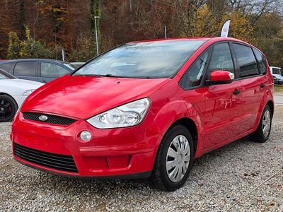 Gebraucht 2006 Ford S-MAX Ambiente Van / Kleinbus | CHF 3’499