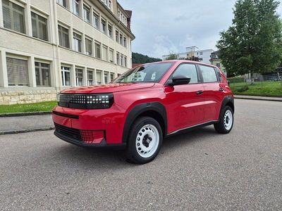Neu 2025 Fiat Grande Panda Red Kleinwagen | CHF 24’990