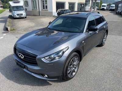 Infiniti QX70