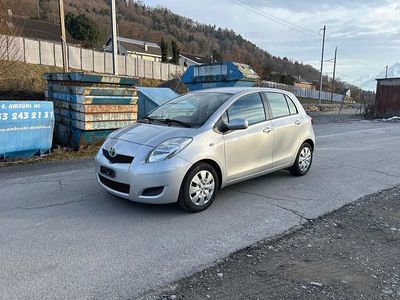 Gebraucht Toyota Yaris Luna 99 PS (72 kW) 2010 Kleinwagen