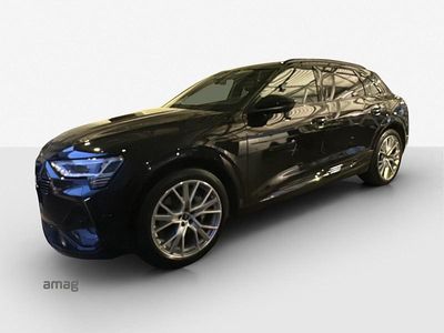 Mythosschwarz metallic Gebraucht 2021 Audi e-tron S-Line SUV | CHF 39’900 (Etwas zu teuer)