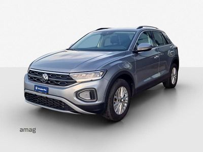 Pyrit silber metallic Gebraucht 2024 VW T-Roc Life SUV | CHF 27’990 (Fairer Preis)