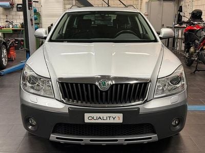 Gebraucht Skoda Octavia Scout 4x4 160 PS (117 kW) 2010 Kombi