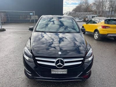 Gebraucht 2014 Mercedes B180 AMG line Van / Kleinbus | CHF 5’500
