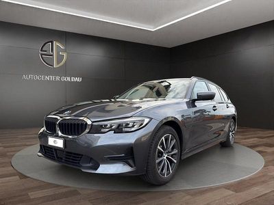 Gebraucht BMW 330e Advantage 292 PS (214 kW) 2021 Kombi