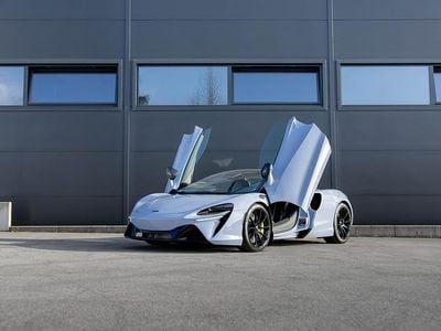 Neu 2025 McLaren Artura Cabrio | CHF 284’900 (Guter Preis)