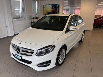 Gebraucht Mercedes B200 Urban 156 PS (114 kW) 2016 Van / Kleinbus