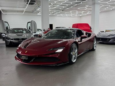 Gebraucht Ferrari SF90 1000 PS (735 kW) 2022 Rot Coupé