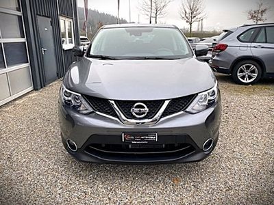 Gebraucht 2016 Nissan Qashqai N-Connecta SUV | CHF 17’813 (Etwas zu teuer)