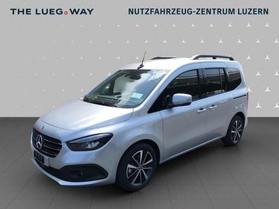 Silber Neu 2025 Mercedes 180 Style Limousine | CHF 50’800 (Etwas zu teuer)