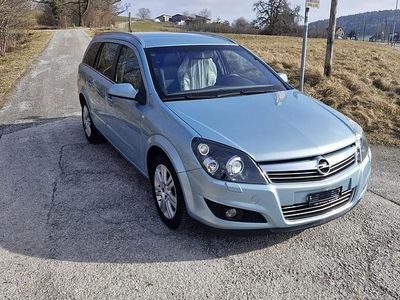 Gebraucht Opel Astra 140 PS (102 kW) 2009