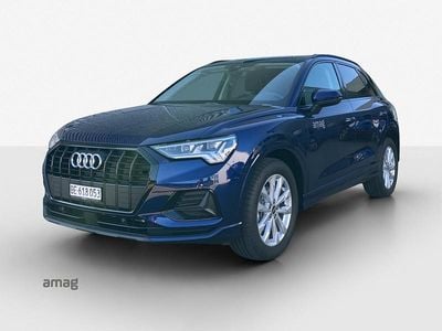 Navarrablau metallic Gebraucht 2025 Audi Q3 Ambiente SUV | CHF 41’900 (Fairer Preis)
