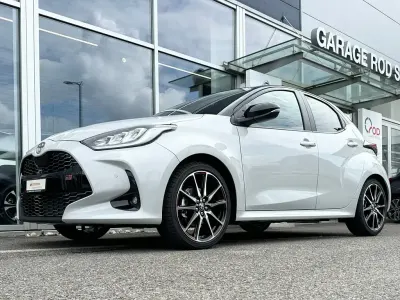 Neu (2026) Toyota Yaris Sport 130 PS | Seltenes Fahrzeug