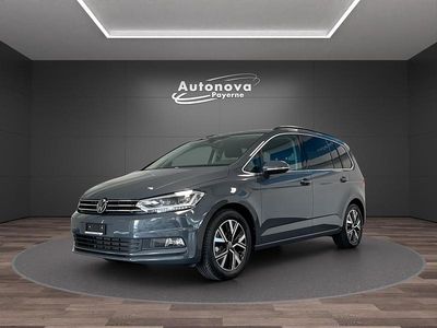 Grau Gebraucht 2024 VW Touran Comfortline Van / Kleinbus | CHF 47’000