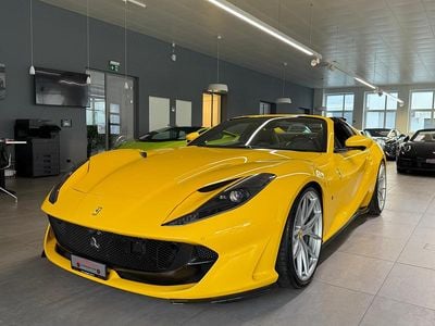 Gebraucht Ferrari 812 796 PS (585 kW) 2021 Cabrio