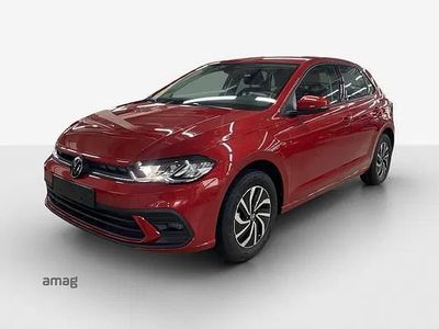 Kings red metallic Neu 2025 VW Polo Life Limousine | CHF 22’890