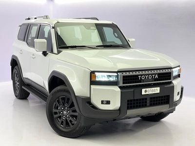 Weiss Gebraucht 2024 Toyota Land Cruiser Comfort SUV | CHF 84’200 (Teuer)