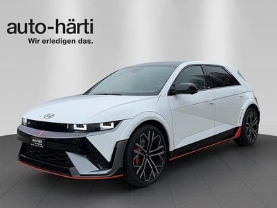Weiss Neu 2025 Hyundai Ioniq Kleinwagen | CHF 68’200