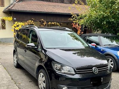 Gebraucht 2011 VW Touran Comfortline Van / Kleinbus | CHF 11’300 (Teuer)