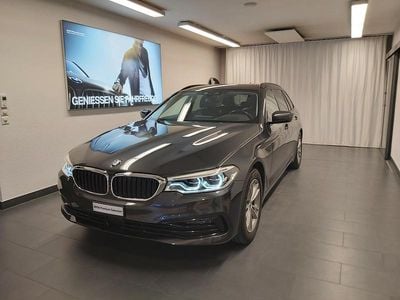 Gebraucht BMW 520 Sport Line 190 PS (139 kW) 2019 Grau Kombi