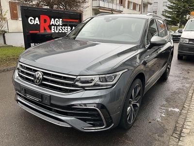 Grau Gebraucht 2024 VW Tiguan Allspace R-line SUV | CHF 39’700 (Fairer Preis)