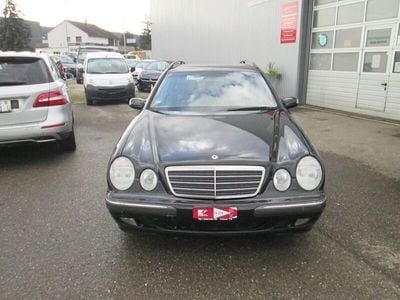 Gebraucht 2000 Mercedes E280 Kombi | CHF 4’500